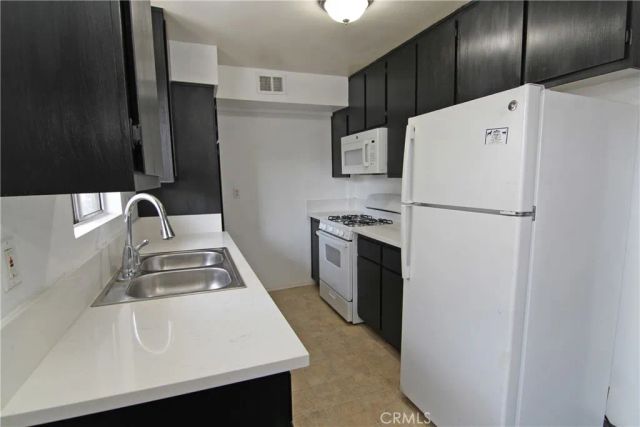 13080 Dronfield Avenue 40, Sylmar, CA 91342