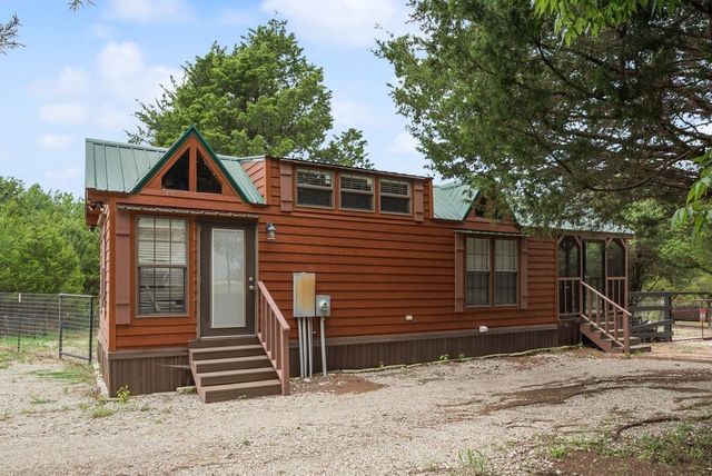 1070 County Road 3030, Bonham, TX 75418