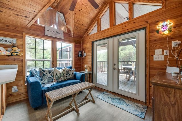 1070 County Road 3030, Bonham, TX 75418