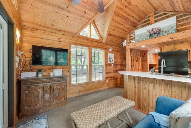 1070 County Road 3030, Bonham, TX 75418