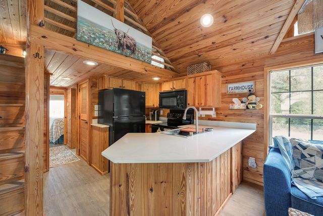 1070 County Road 3030, Bonham, TX 75418