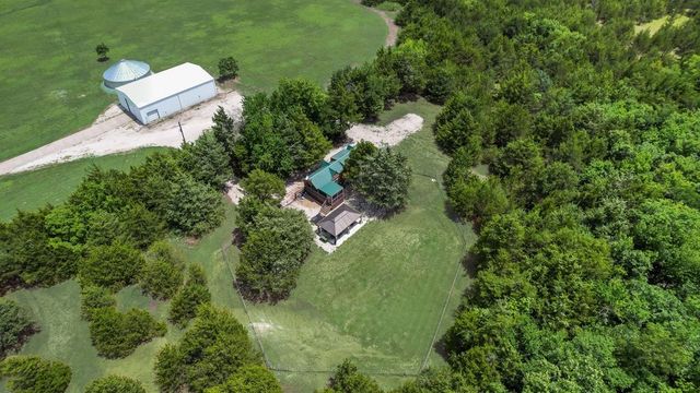 1070 County Road 3030, Bonham, TX 75418