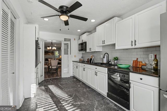 3293 Clairmont North NE, Brookhaven, GA 30329