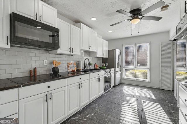 3293 Clairmont North NE, Brookhaven, GA 30329