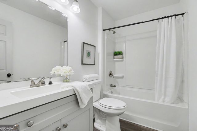 3293 Clairmont North NE, Brookhaven, GA 30329