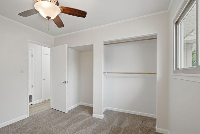 3220 S 72nd STREET, Milwaukee, WI 53219