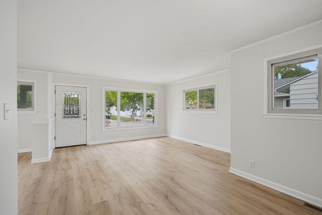 3220 S 72nd STREET, Milwaukee, WI 53219