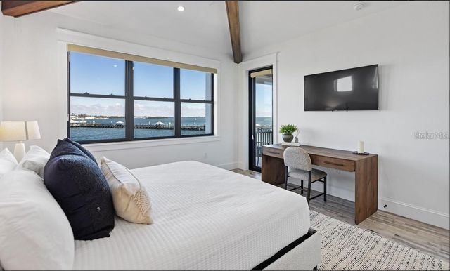 203 BAY DRIVE N, Bradenton Beach, FL 34217