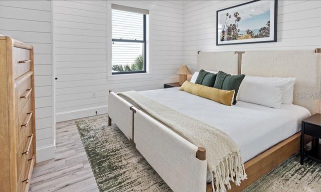 203 BAY DRIVE N, Bradenton Beach, FL 34217