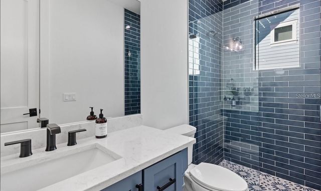 203 BAY DRIVE N, Bradenton Beach, FL 34217