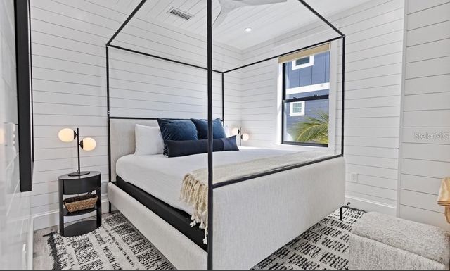 203 BAY DRIVE N, Bradenton Beach, FL 34217