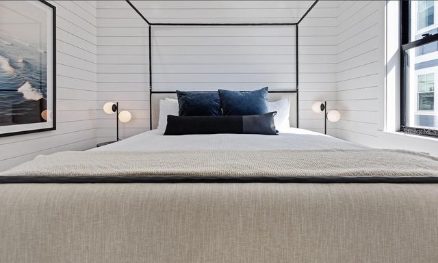 203 BAY DRIVE N, Bradenton Beach, FL 34217