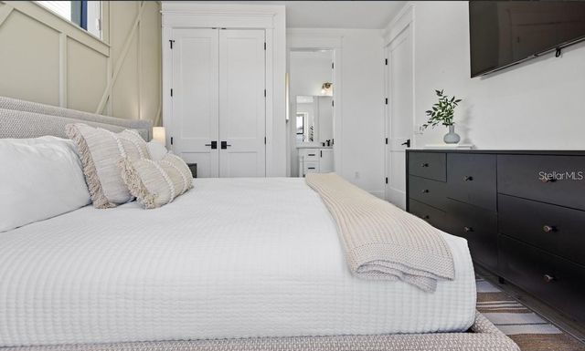 203 BAY DRIVE N, Bradenton Beach, FL 34217