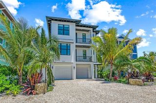 203 BAY DRIVE N, Bradenton Beach, FL 34217