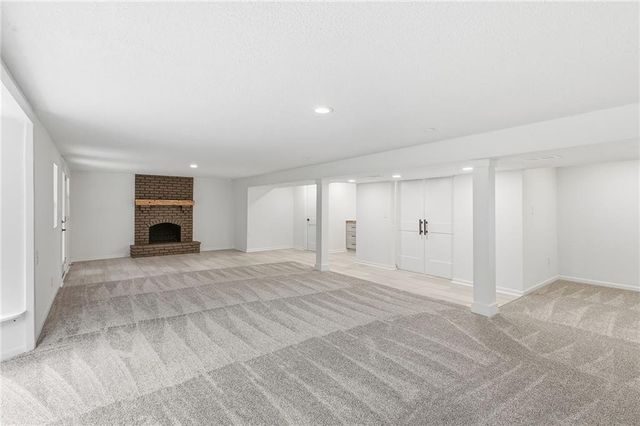 1480 Hemlock Drive, Liberty, MO 64068