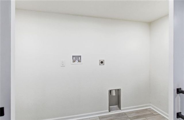 1480 Hemlock Drive, Liberty, MO 64068