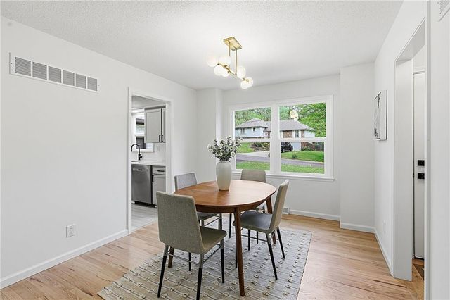 1480 Hemlock Drive, Liberty, MO 64068