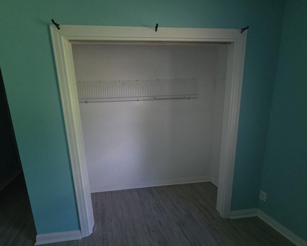 813 N Morgan Street, Angleton, TX 77515