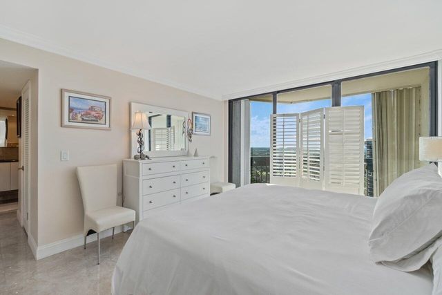 2400 Presidential Way 1906, West Palm Beach, FL 33401