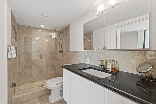 2400 Presidential Way 1906, West Palm Beach, FL 33401