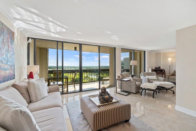 2400 Presidential Way 1906, West Palm Beach, FL 33401