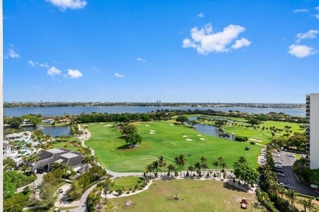 2400 Presidential Way 1906, West Palm Beach, FL 33401