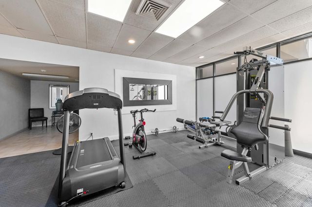 2400 Presidential Way 1906, West Palm Beach, FL 33401