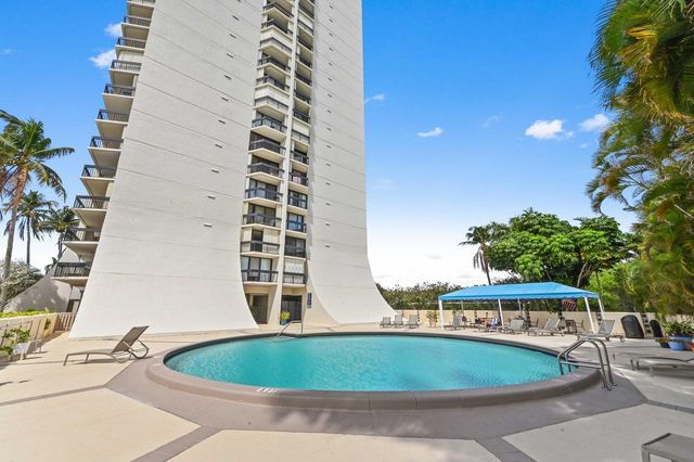 2400 Presidential Way 1906, West Palm Beach, FL 33401