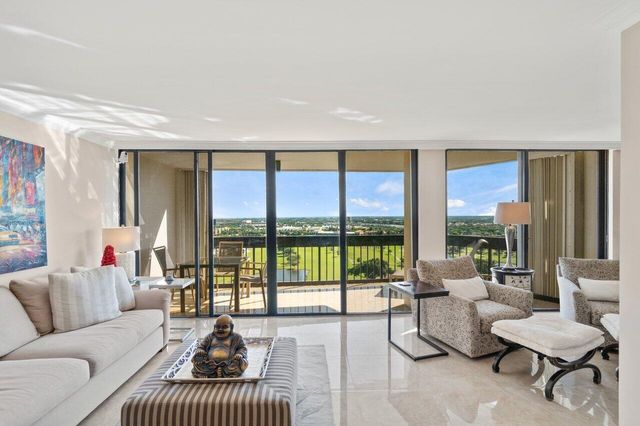 2400 Presidential Way 1906, West Palm Beach, FL 33401