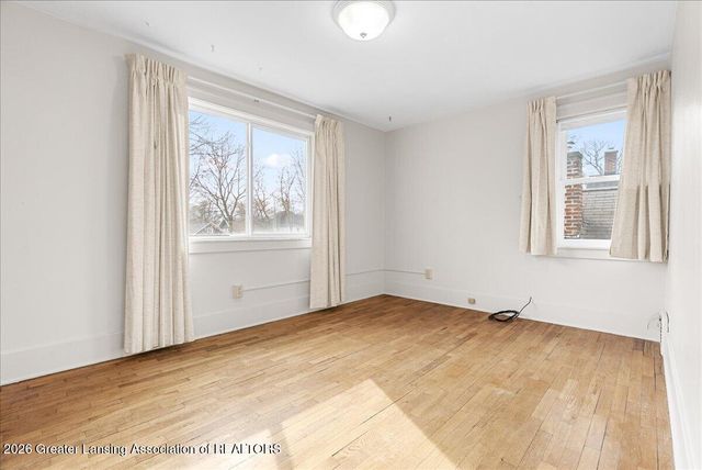 218 N Magnolia Avenue, Lansing, MI 48912