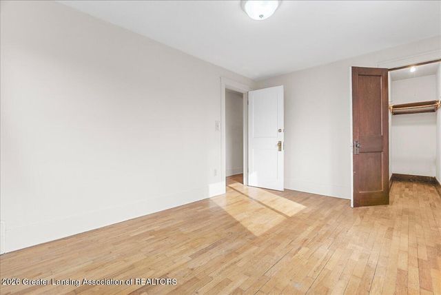 218 N Magnolia Avenue, Lansing, MI 48912