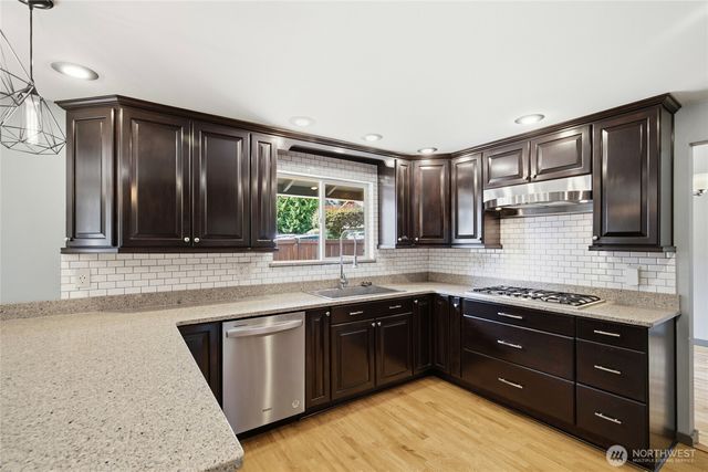 12923 SE 245th Street, Kent, WA 98030