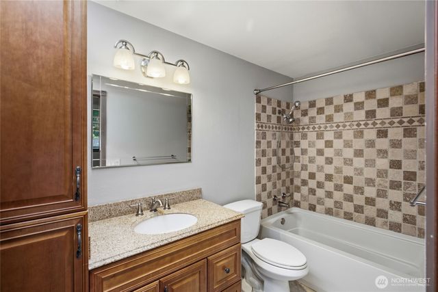 12923 SE 245th Street, Kent, WA 98030