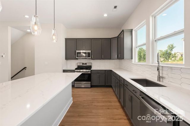 312 Ferebee Place, Charlotte, NC 28213