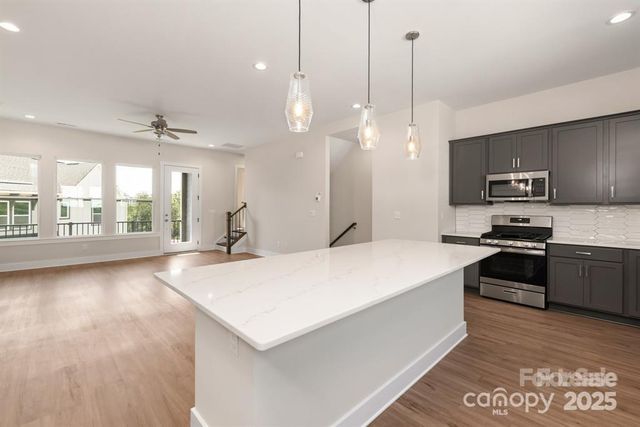 312 Ferebee Place, Charlotte, NC 28213