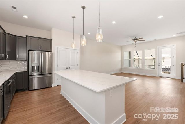 312 Ferebee Place, Charlotte, NC 28213