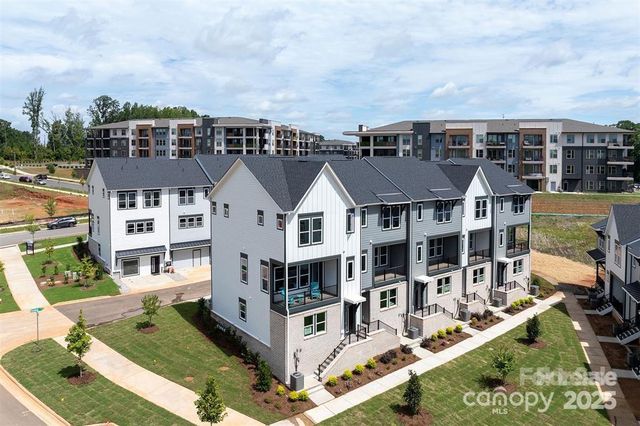 312 Ferebee Place, Charlotte, NC 28213