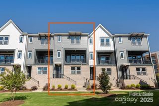 312 Ferebee Place, Charlotte, NC 28213