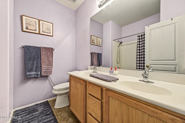 8567 W BROWN Street, Peoria, AZ 85345
