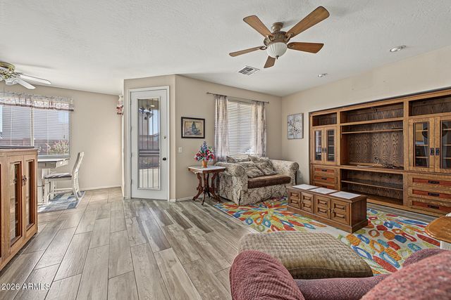 8567 W BROWN Street, Peoria, AZ 85345