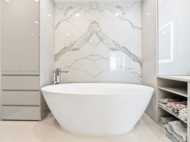 18201 Collins Ave 4106, Sunny Isles Beach, FL 33160