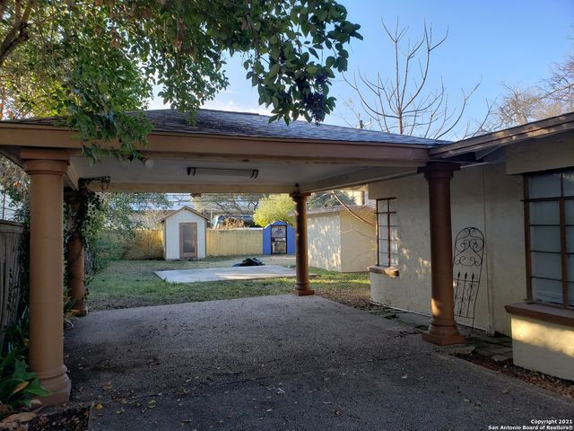 118 E ELMVIEW PL, Alamo Heights, TX 78209