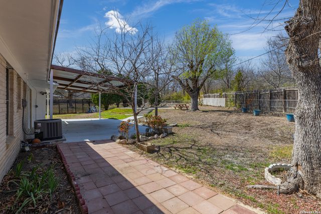 619 Northtrail, San Antonio, TX 78216