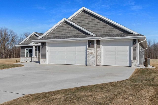 1652 TORCHWOOD TRAIL, De Pere, WI 54115