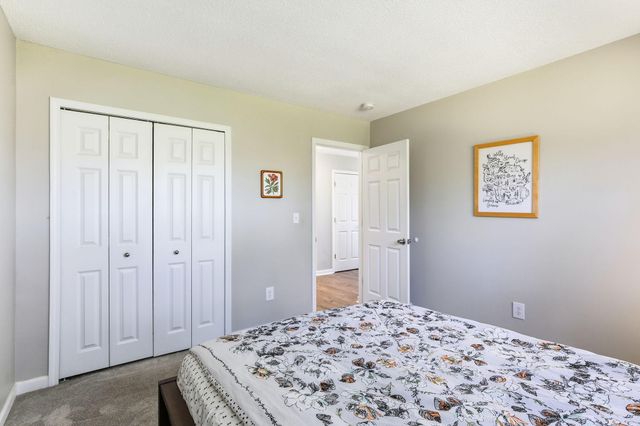 5735 Eureka Road, Excelsior, MN 55331