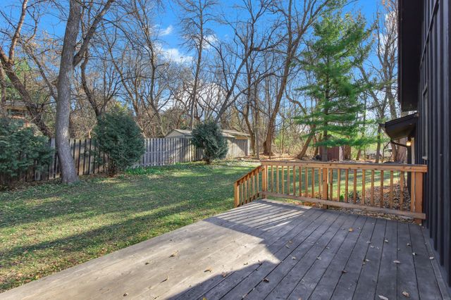 5735 Eureka Road, Excelsior, MN 55331