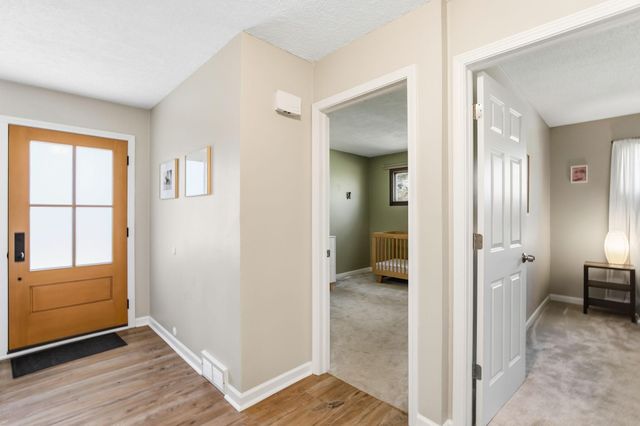 5735 Eureka Road, Excelsior, MN 55331