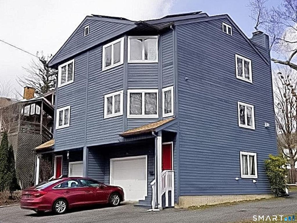 19 Wadhams Avenue, Torrington, CT 06790