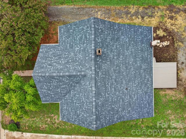 410 Spruce Street SW, Lenoir, NC 28645