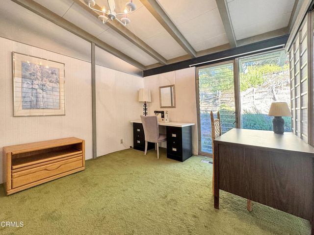 925 Monarch Drive, La Canada Flintridge, CA 91011